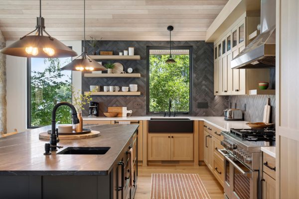 Stonefield-Construction_TAP-Architecture_Indian-Beach-Cir_020
